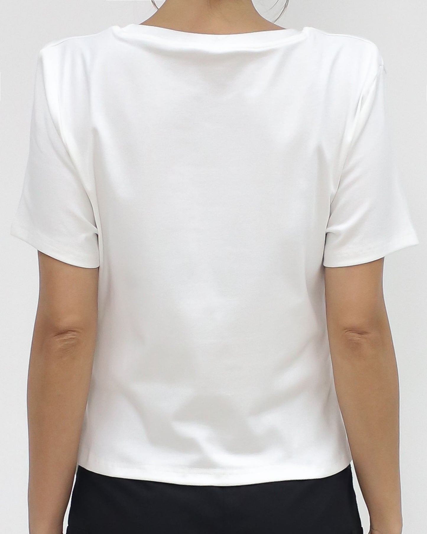 ivory ruched side asymmetric tee