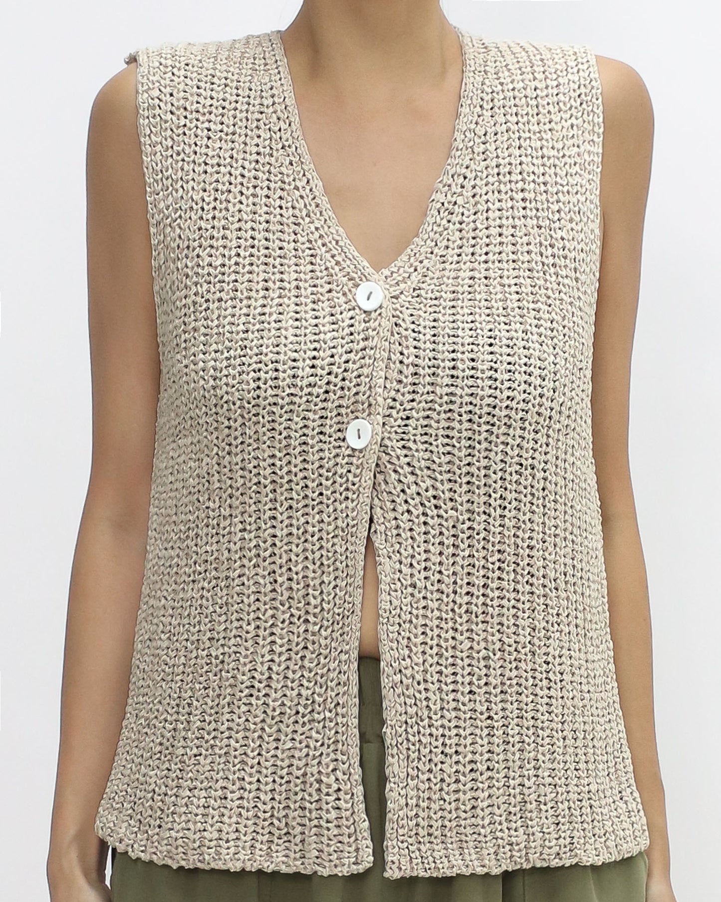 beige chunky knitted vest