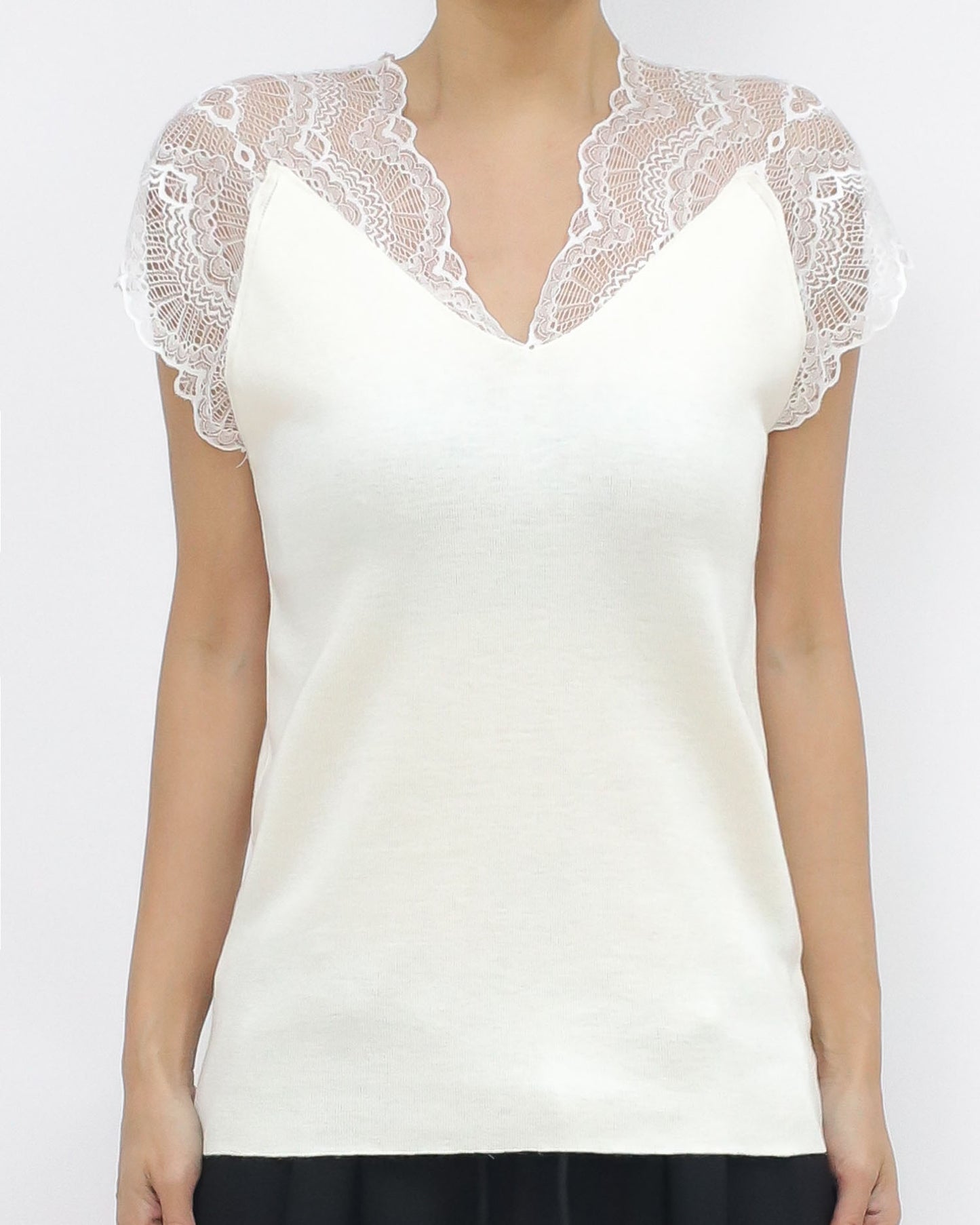 ivory lace knitted vest *pre-order*