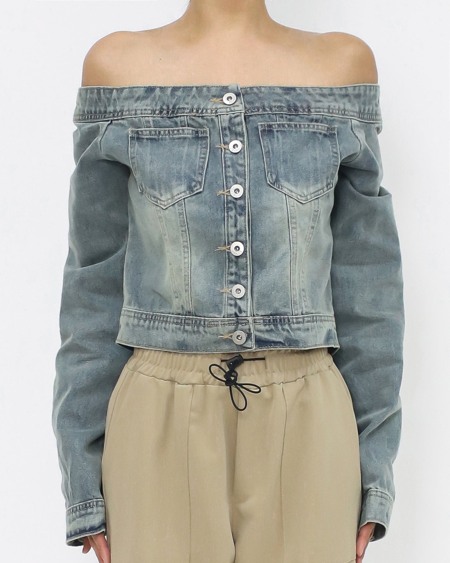 washed denim off shoulders top *pre-order*