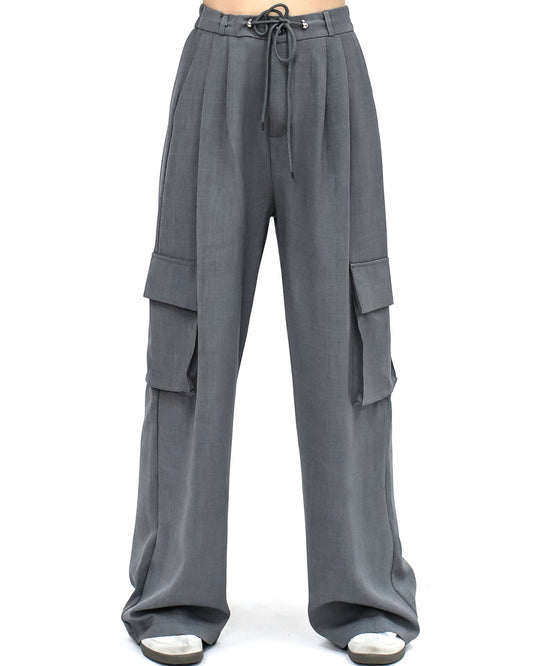 grey sides pockets cargo straight legs pants