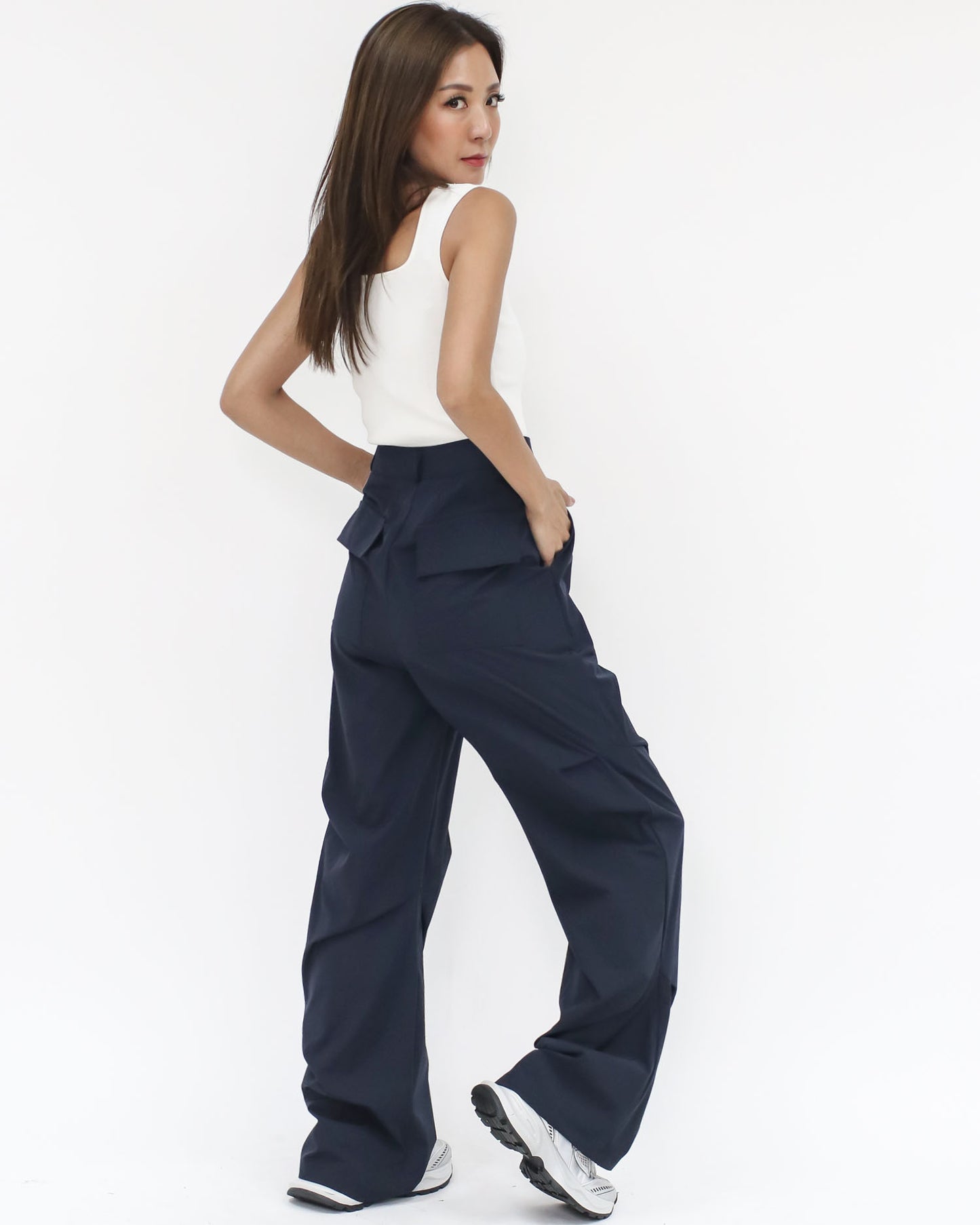 navy ruched cargo pants *pre-order*