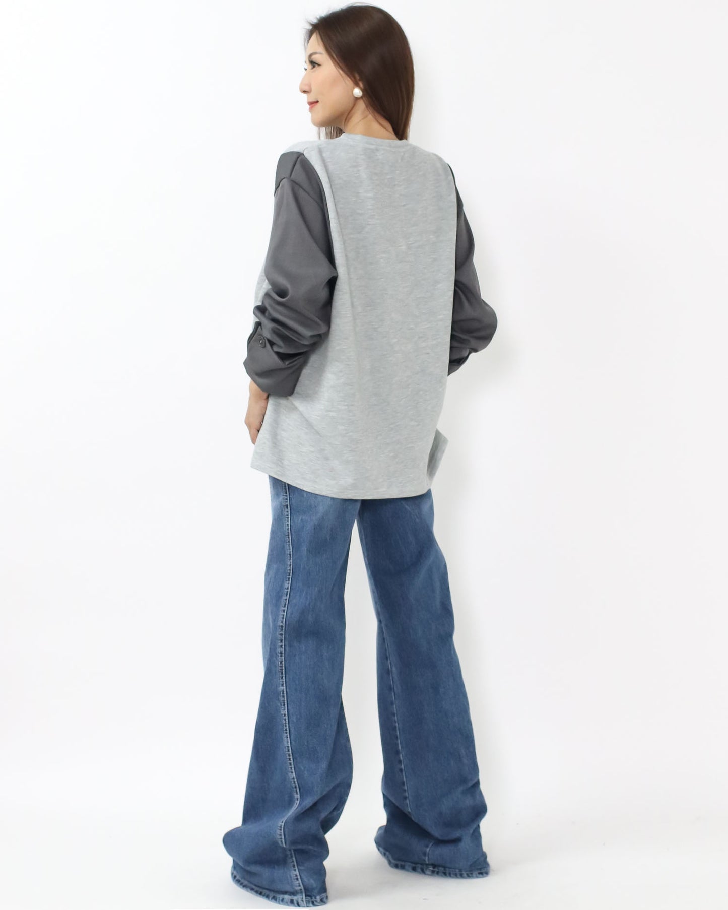 grey w/ dark grey shirt sleeves fleece top *pre-order*