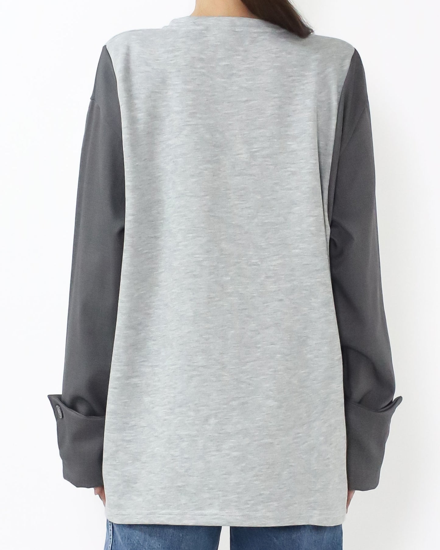 grey w/ dark grey shirt sleeves fleece top *pre-order*