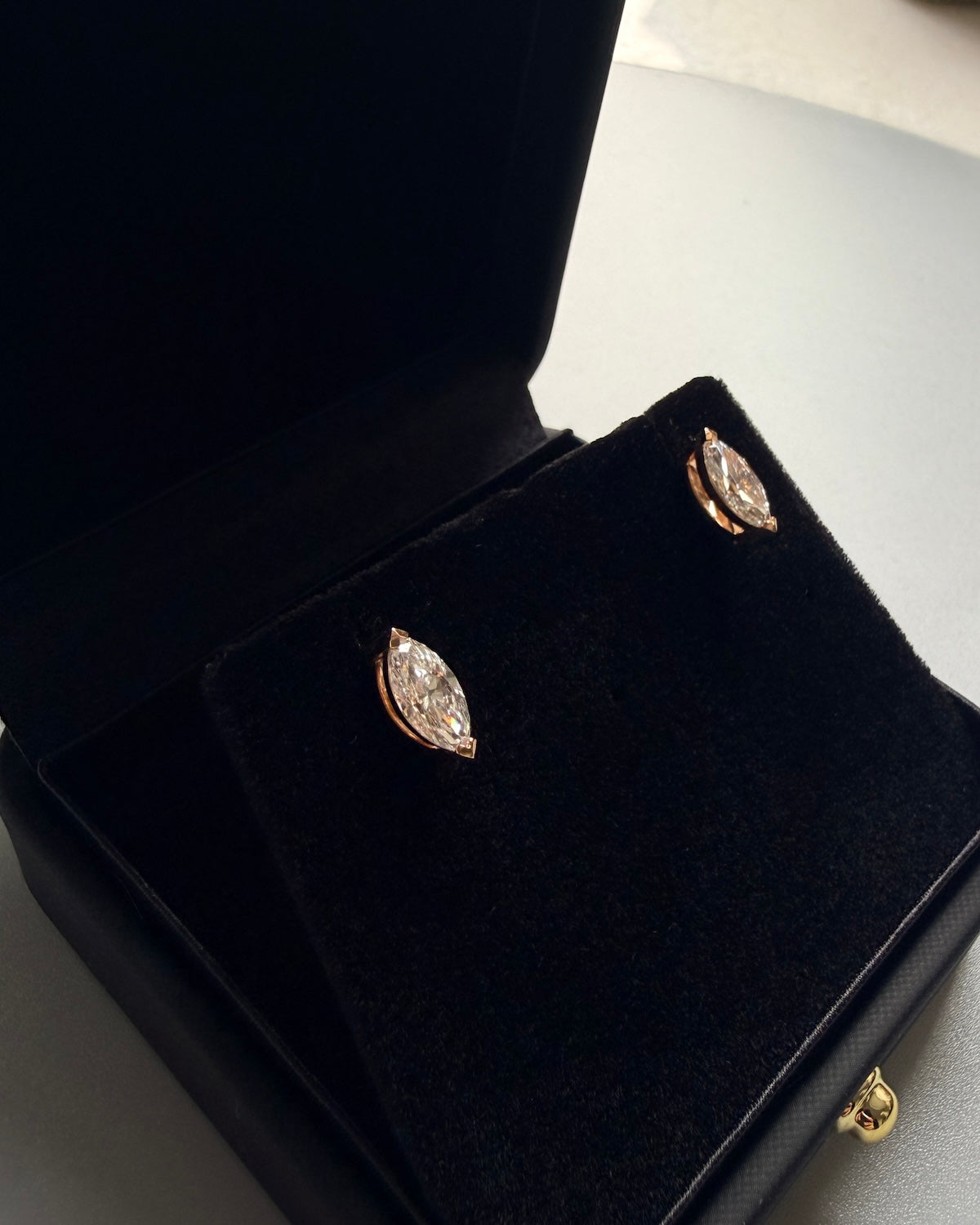 GAL 0.7ct each marquise lab-grown diamonds studded earrings