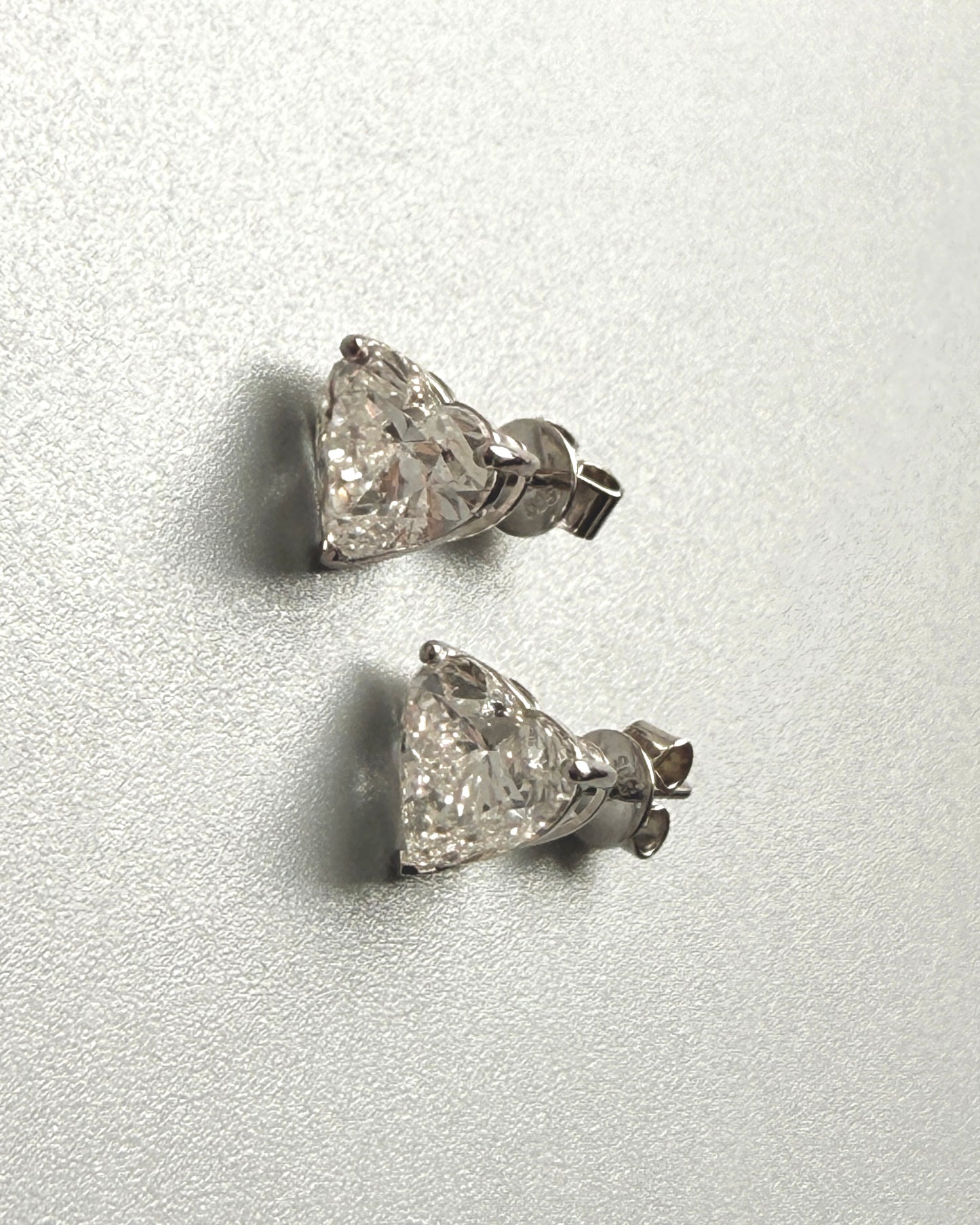 GAL 1.5ct heart lab-grown diamond earrings