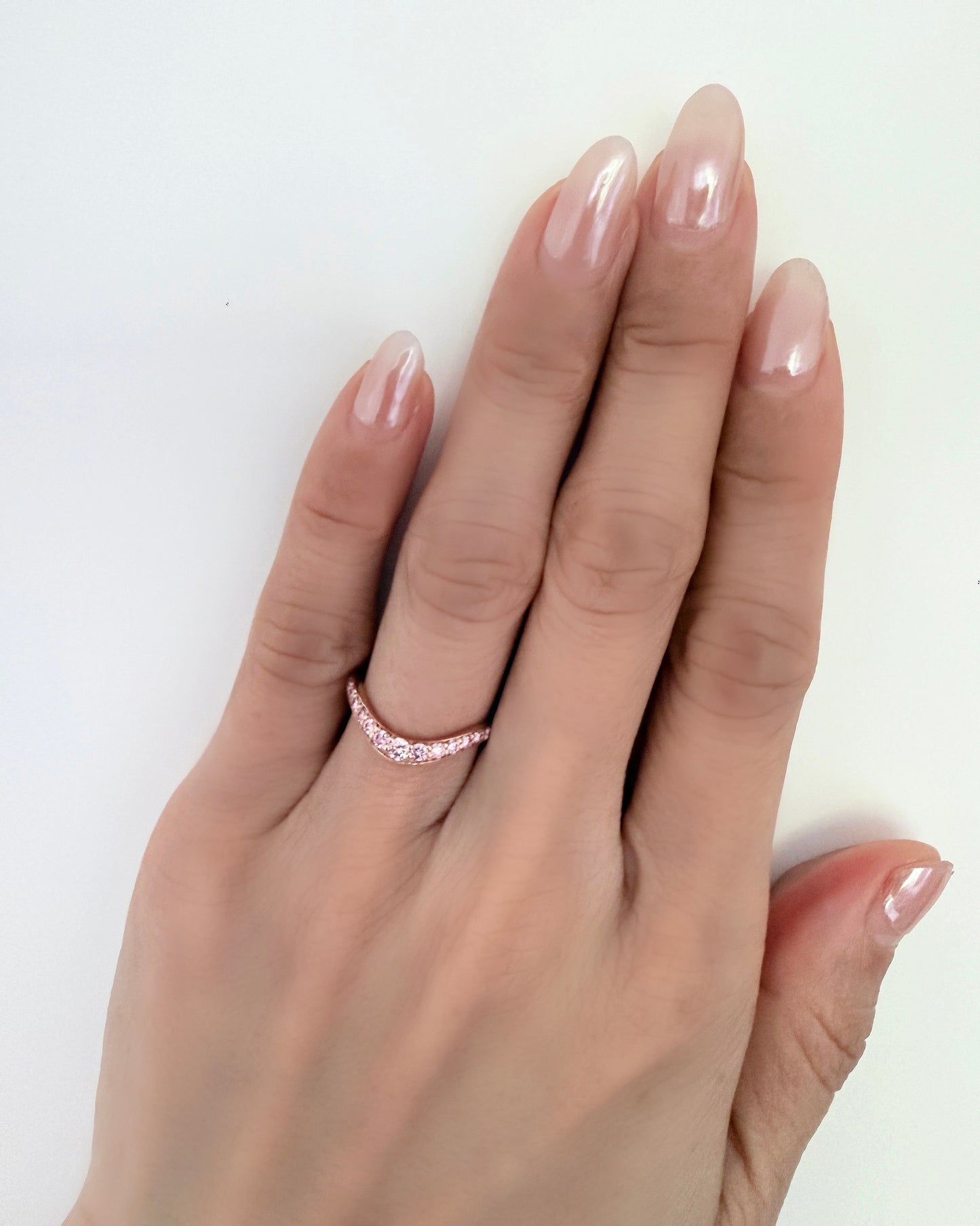 GAL pink curve lab-grown diamond ring