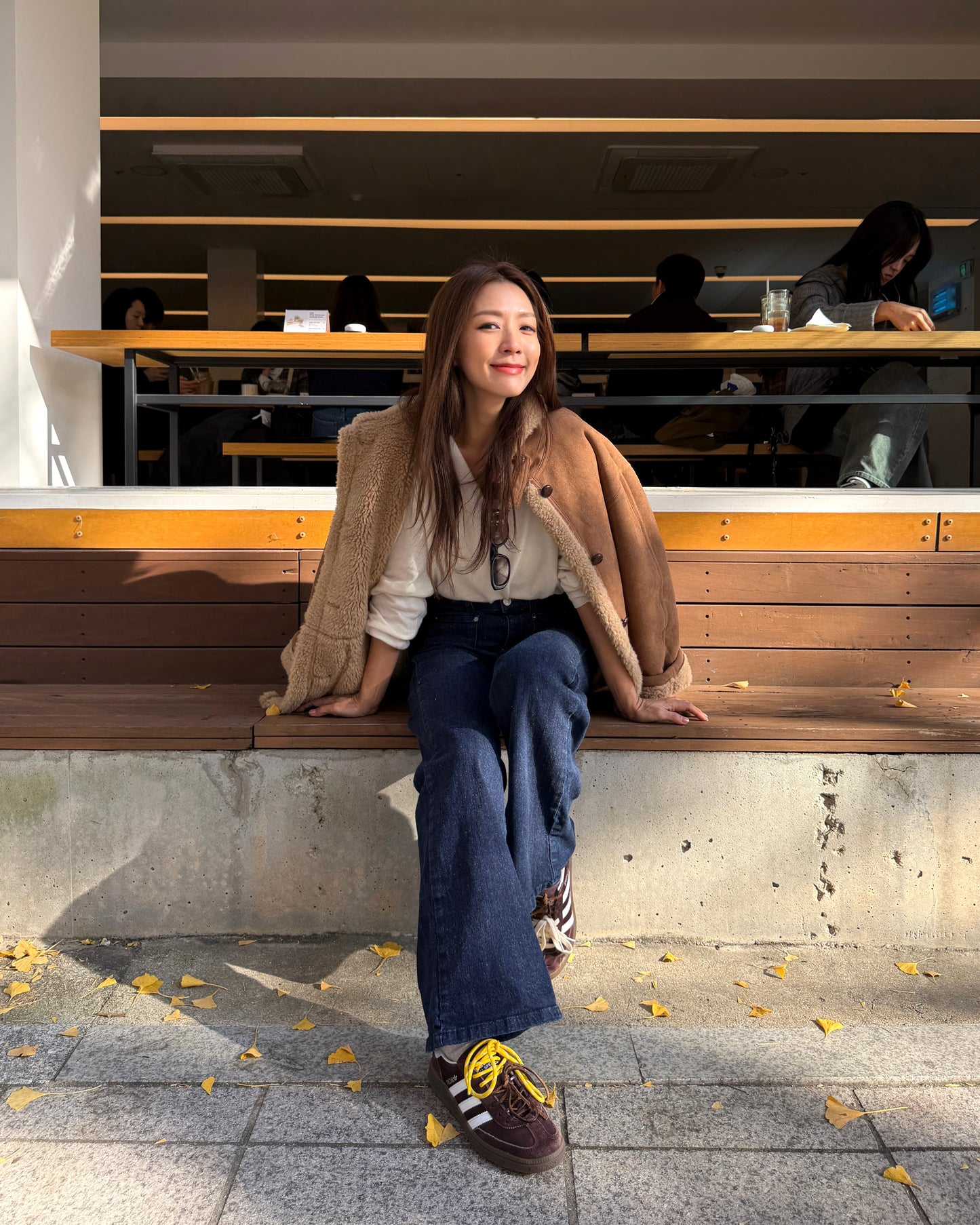 beige faux suede w/ fur inner reversible jacket *pre-order*