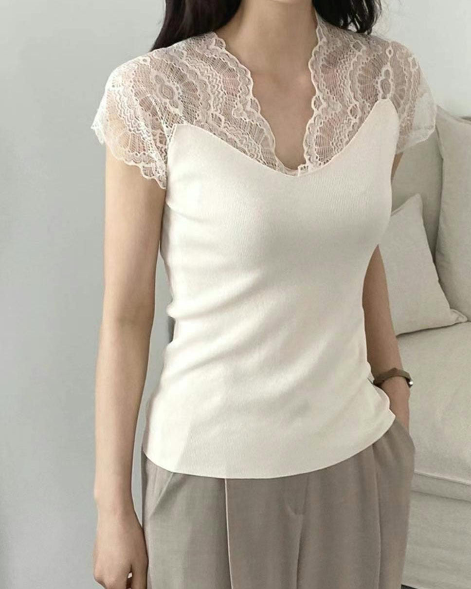 ivory lace knitted vest *pre-order*