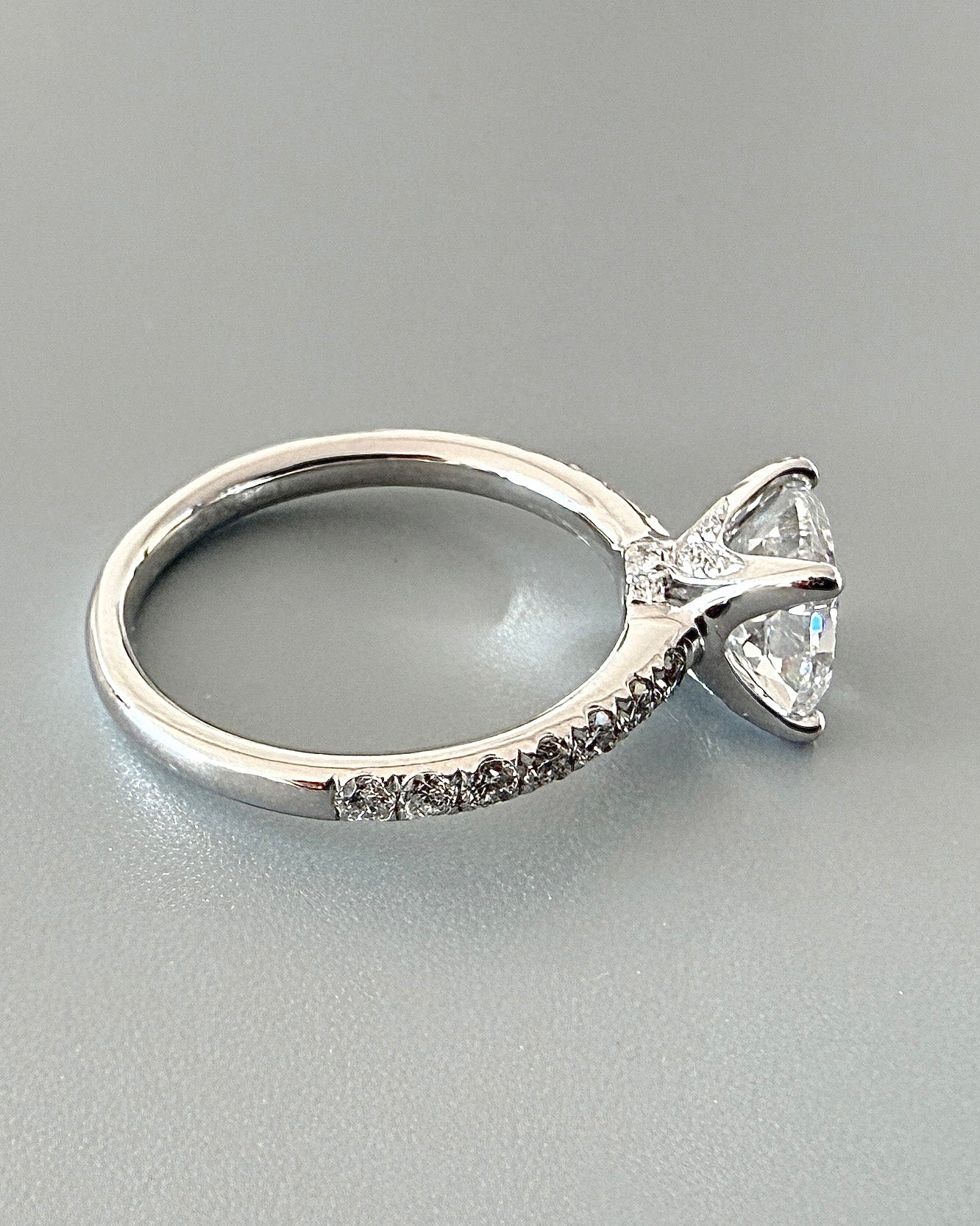 GAL 1ct radiant halo lab-grown diamond alloy ring