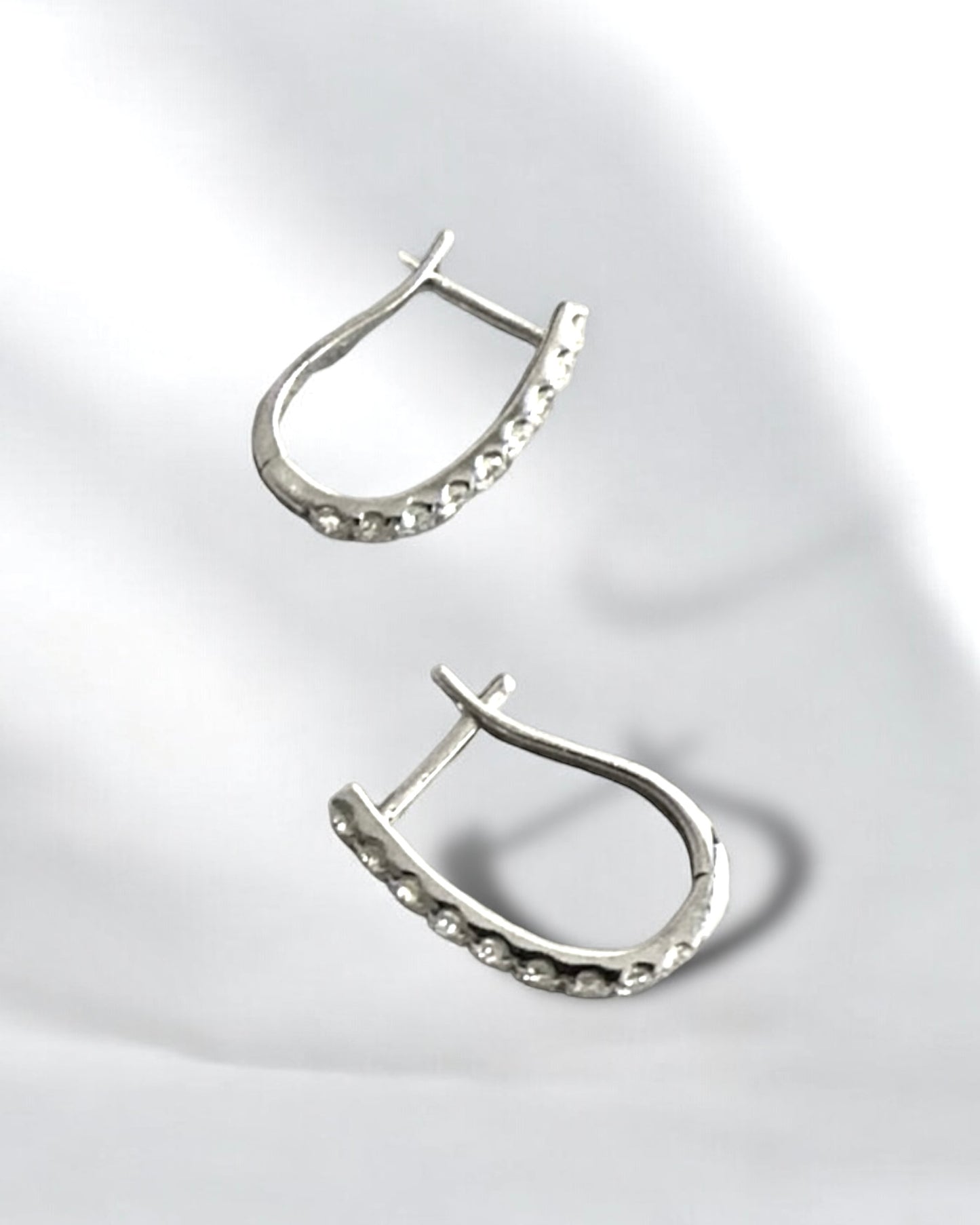 ASM oval loop lab-grown diamonds earrings *pre-order*