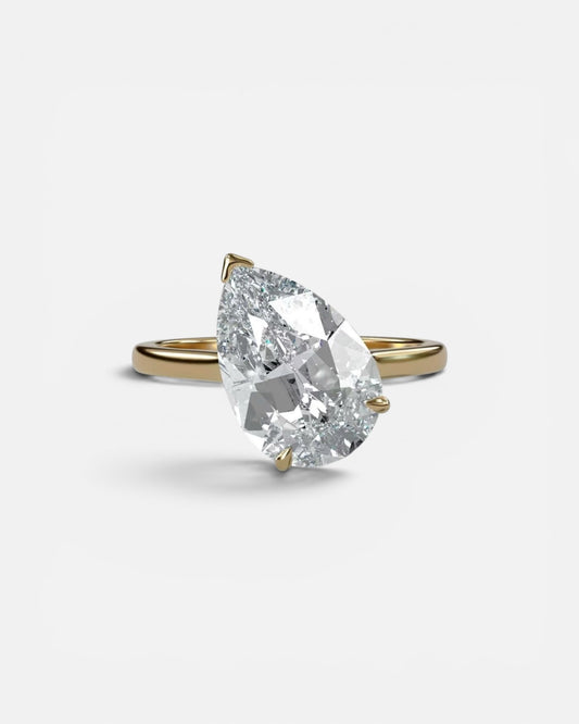 GAL 2.5ct pear lab-diamond ring