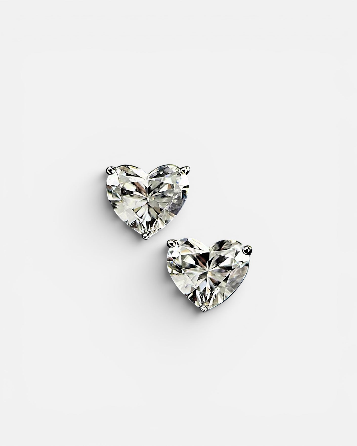GAL 1.5ct heart lab-grown diamond earrings