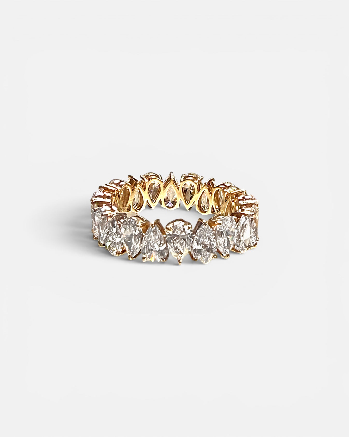 0.15ct pear lab-grown diamond eternal ring