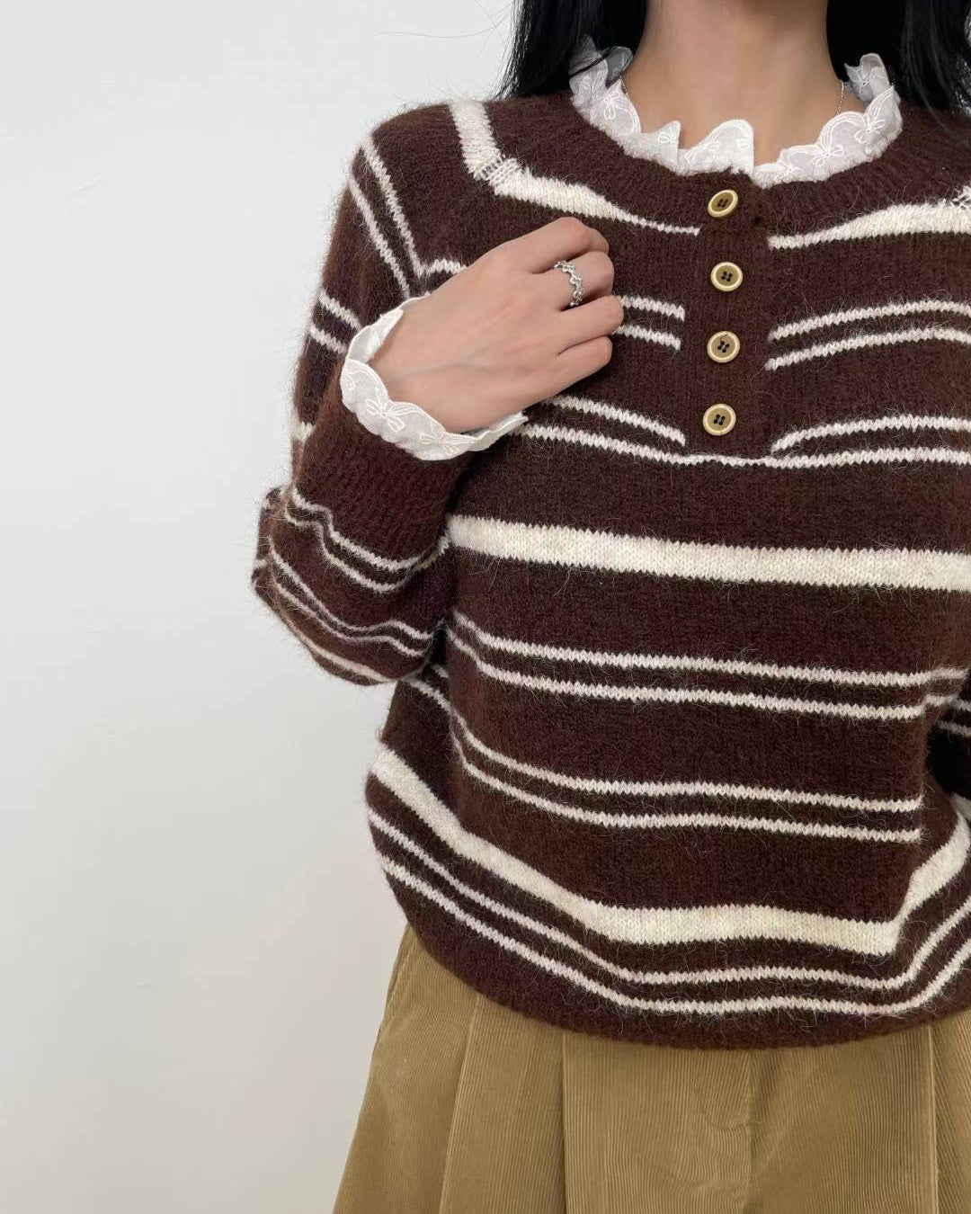 brown & ivory stripes w/ crochet collar knitted top *pre-order*