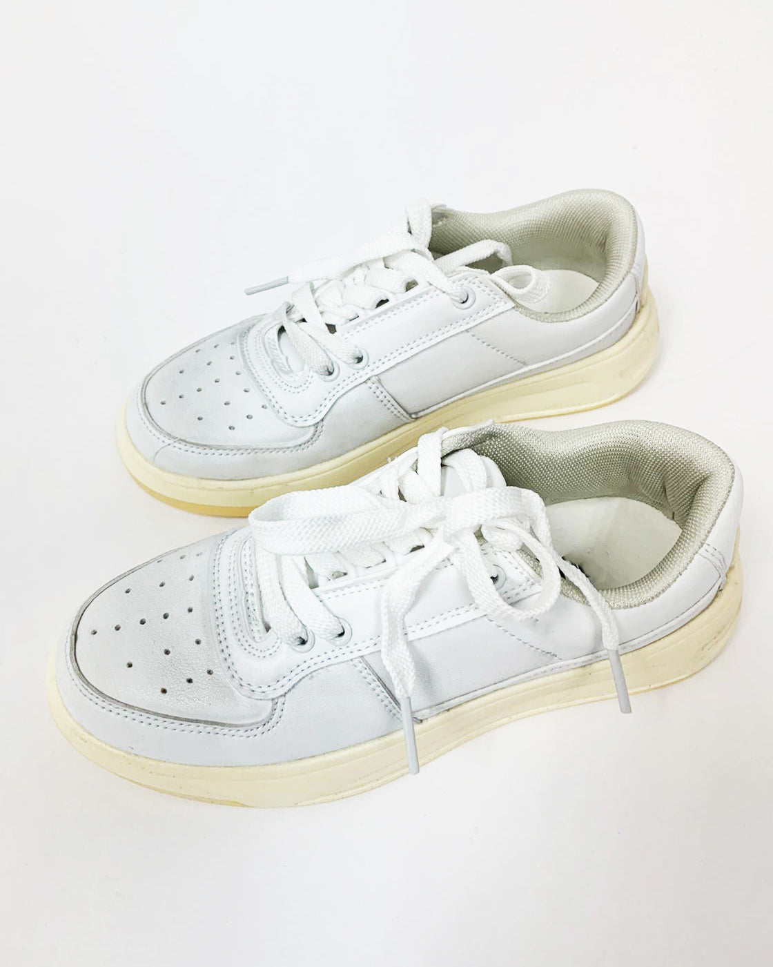 iovry PU leather distressed sneakers *pre-order*