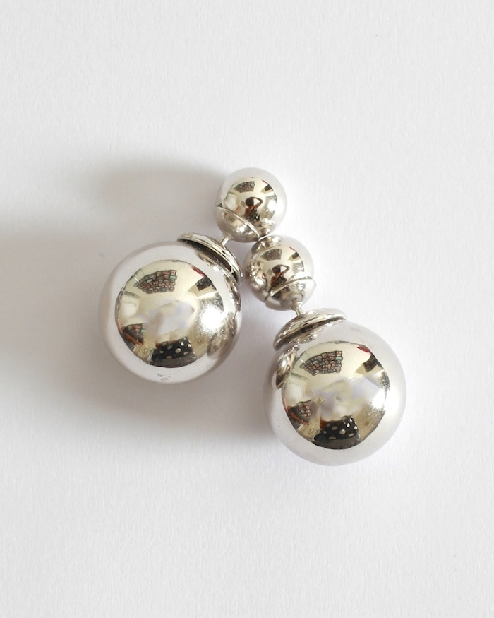 SILVER STUDDED EARRINGS *pre-order*