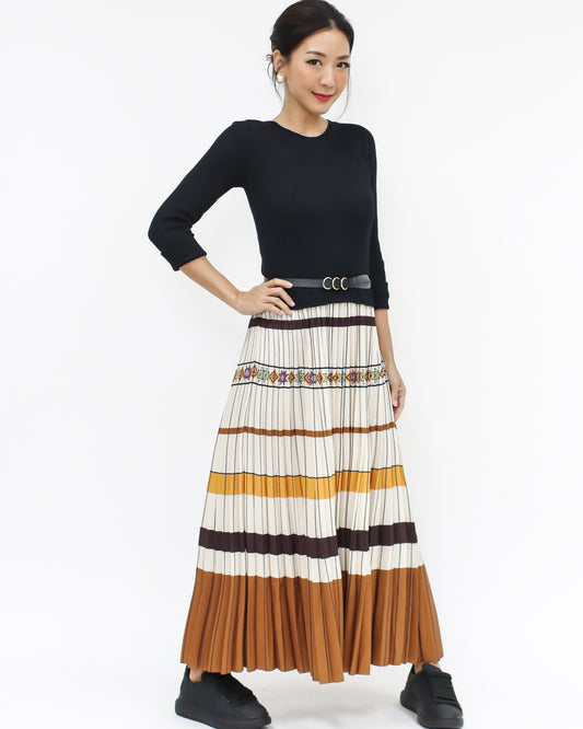 black knitted & camel ivory stripes pleats dress w/ belt *pre-order*