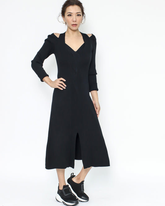 black cutout shoulders knitted dress *pre-order*