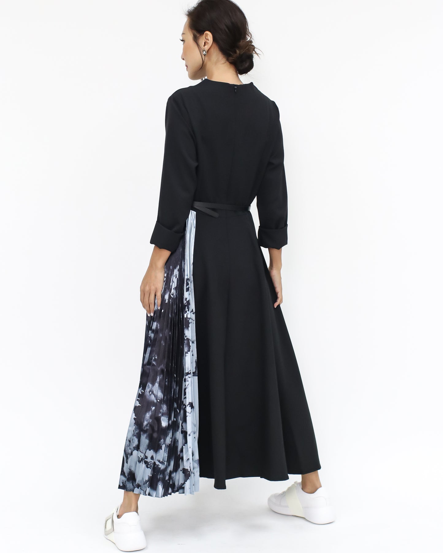 black crepe & blue printed satin pleats dress w/ belt