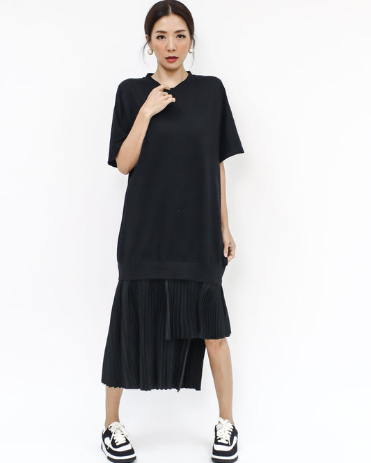 black tee w/ asymmetric pleats hem dress *pre-order*