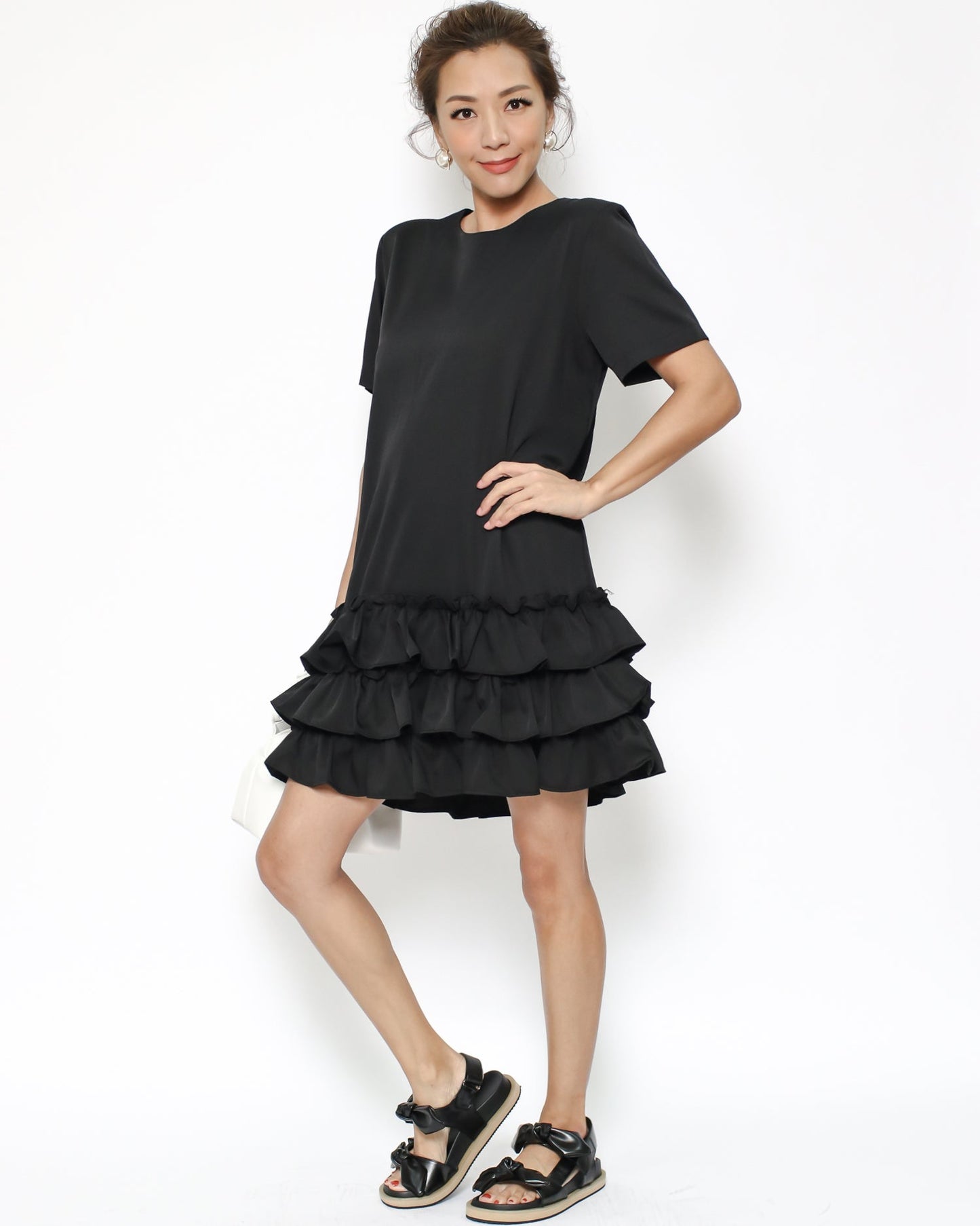 black ruffles hem crepe dress *pre-order*