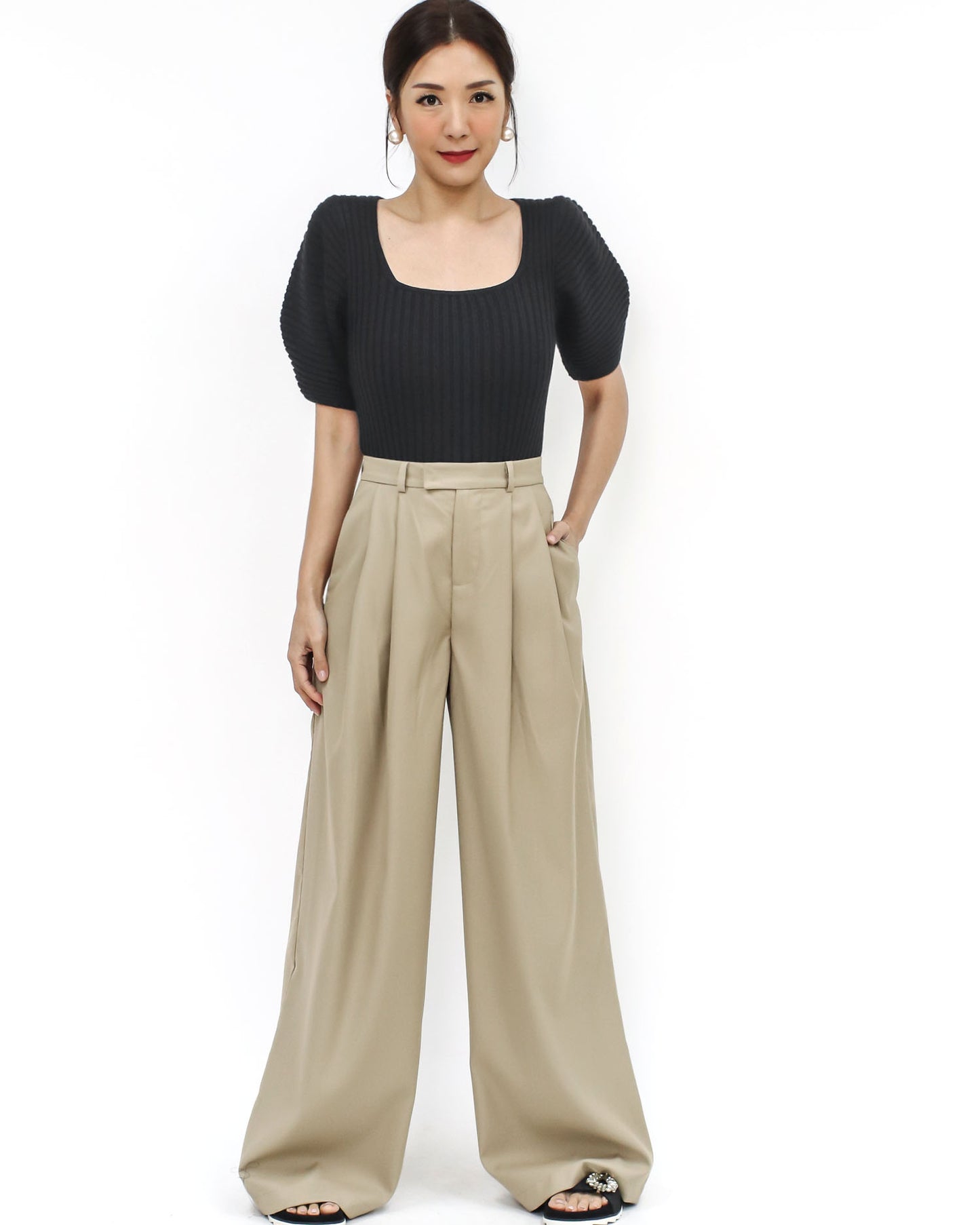 beige wide leg pants *pre-order*