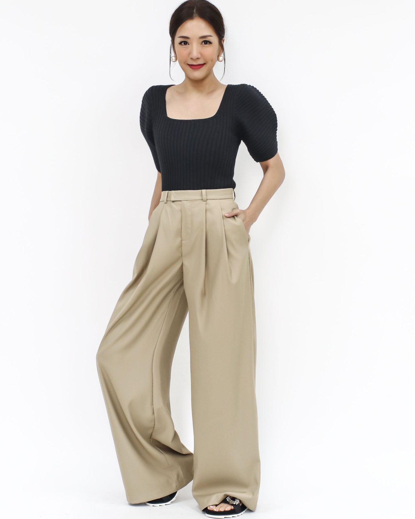 beige wide leg pants *pre-order*