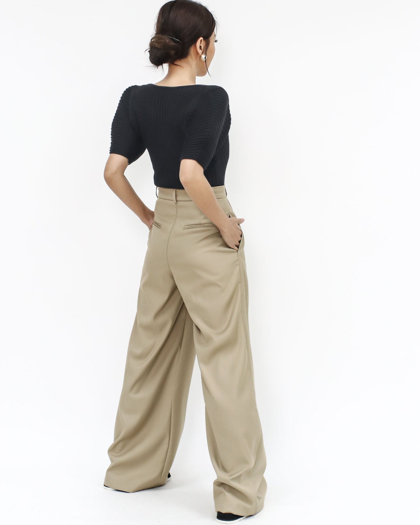 beige wide leg pants *pre-order*