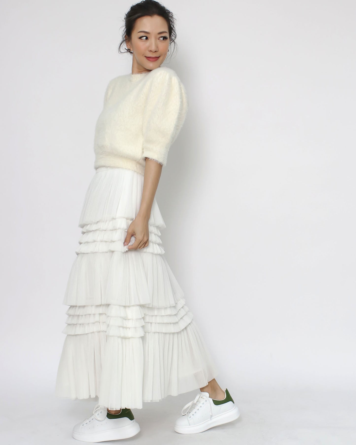 ivory mesh ruffles skirt *pre-order*