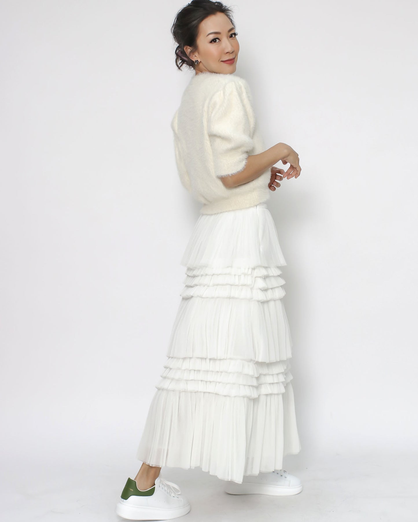 ivory mesh ruffles skirt *pre-order*