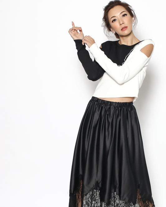 black & ivory cutout shoulders cropped top *pre-order*