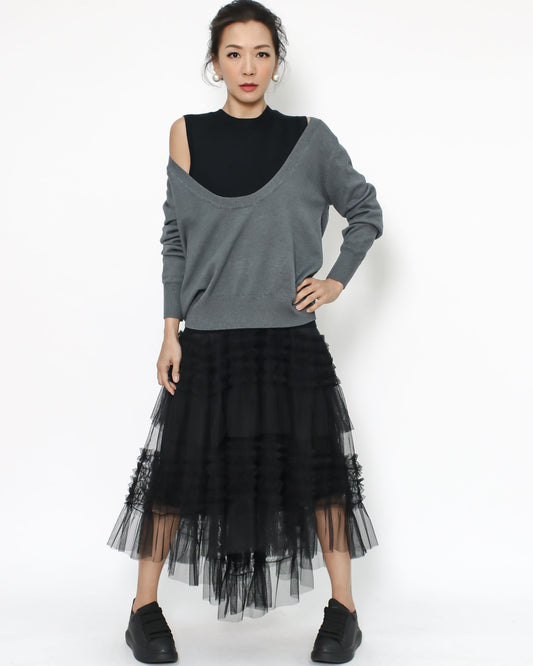 black ruffles mesh skirt *pre-order*
