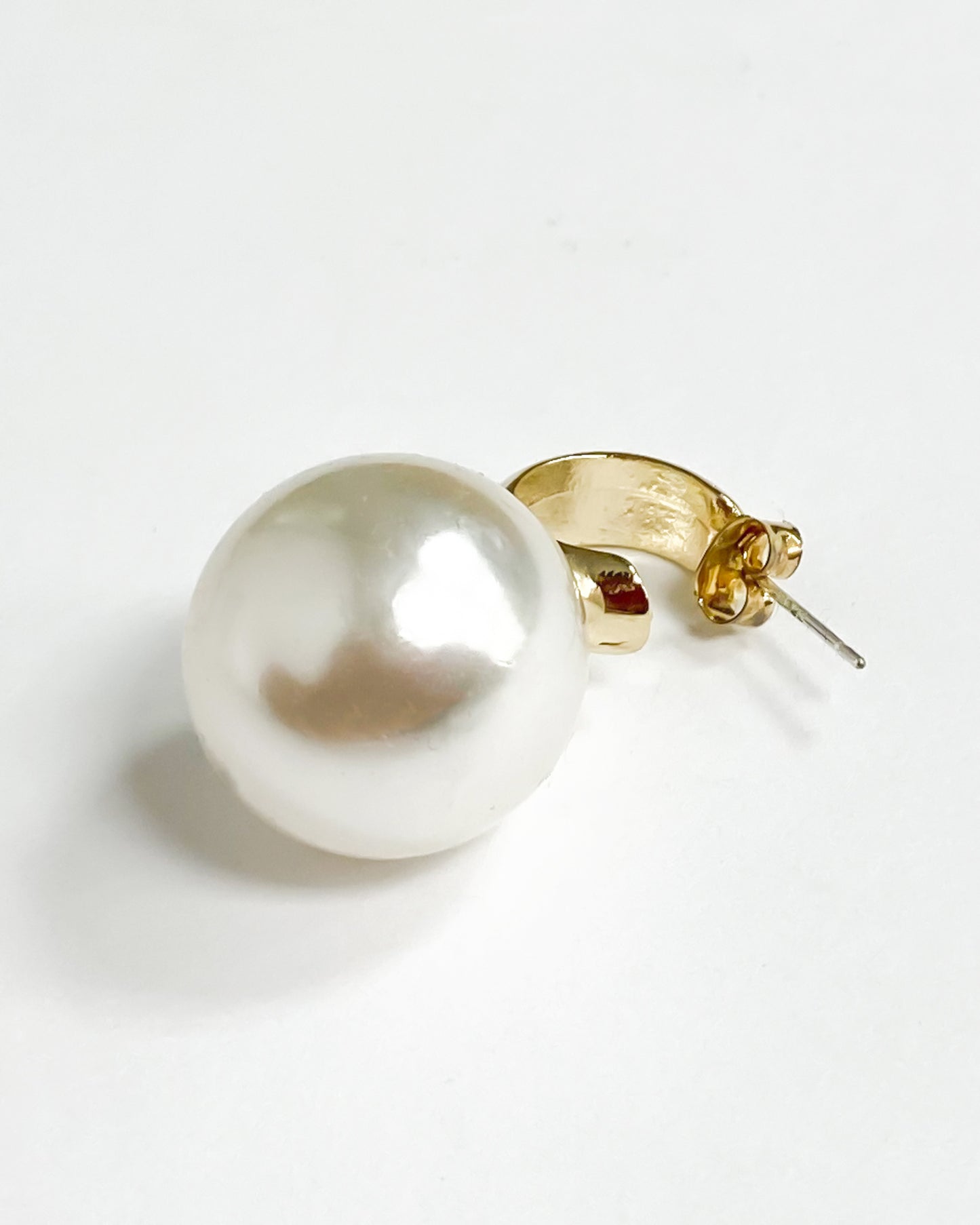 gold & drop diamond earrings *pre-order*
