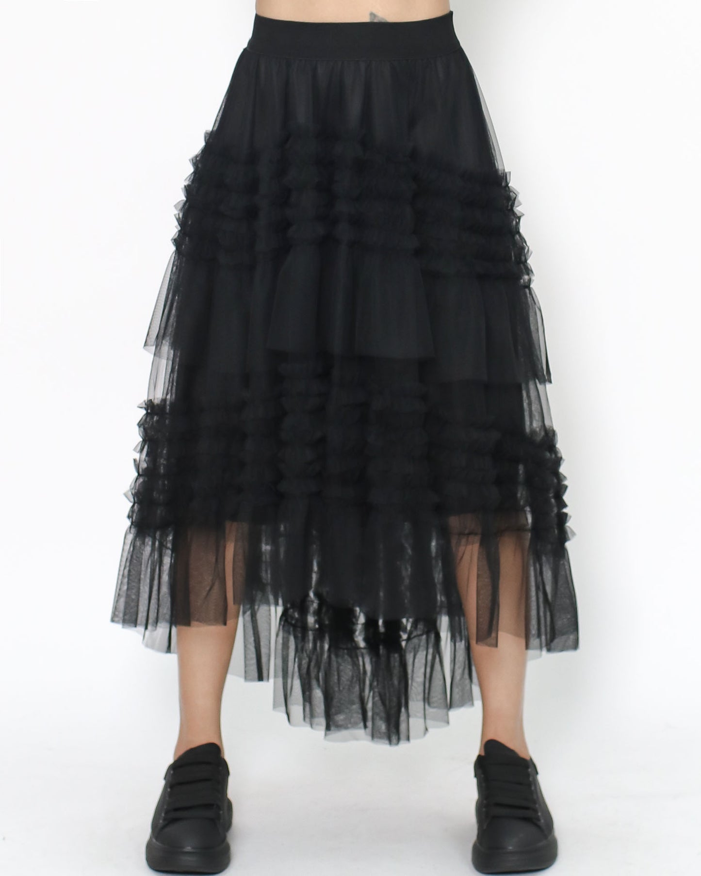 black ruffles mesh skirt *pre-order*