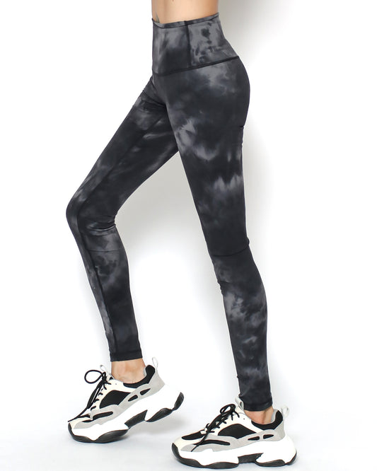 black tie-dye sports ankle leggings *pre-order*