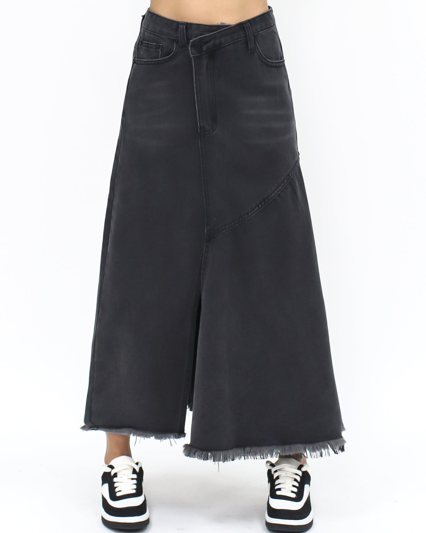 washed denim black frill skirt *pre-order*