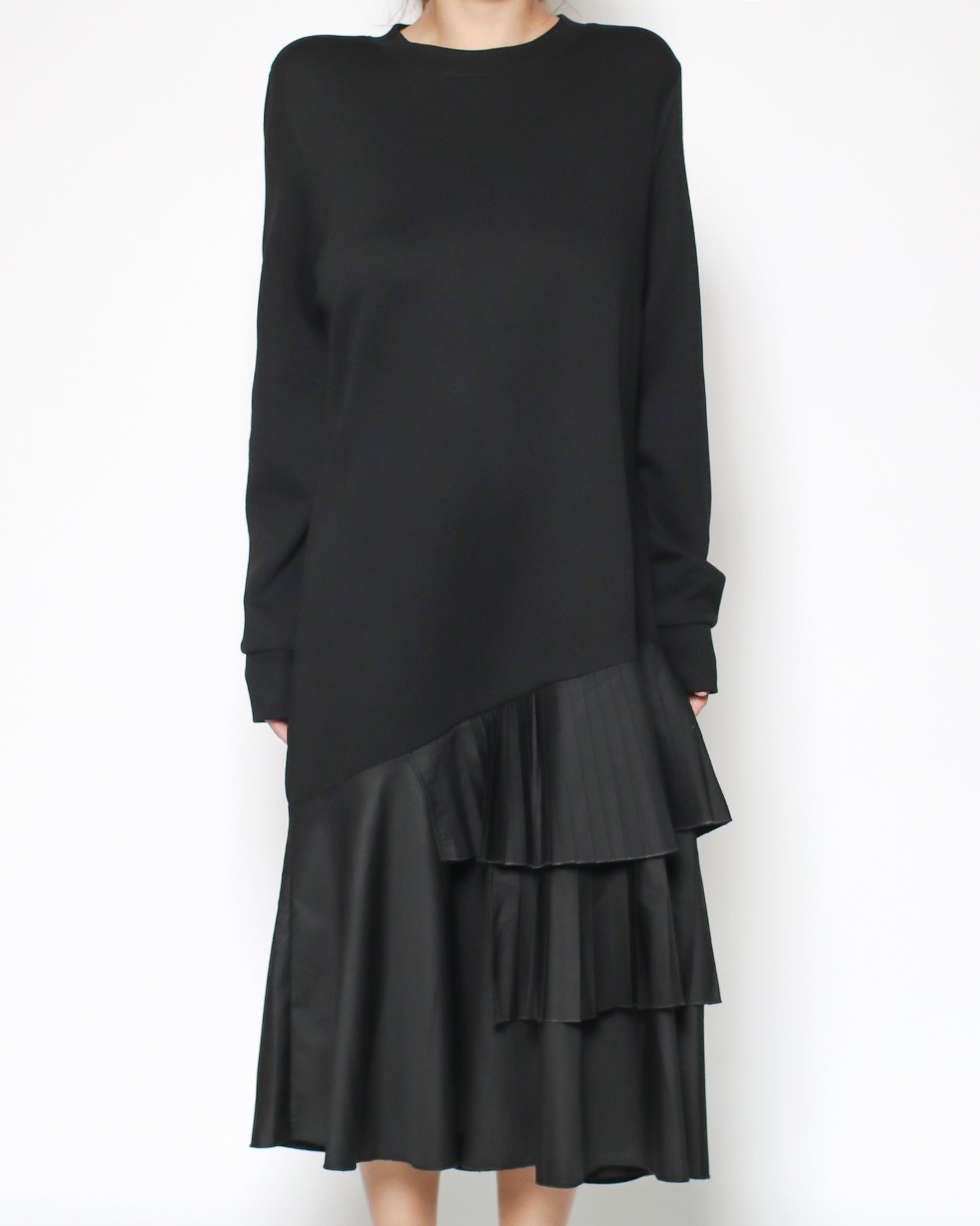 black sweat & chiffon pleats dress *pre-order*