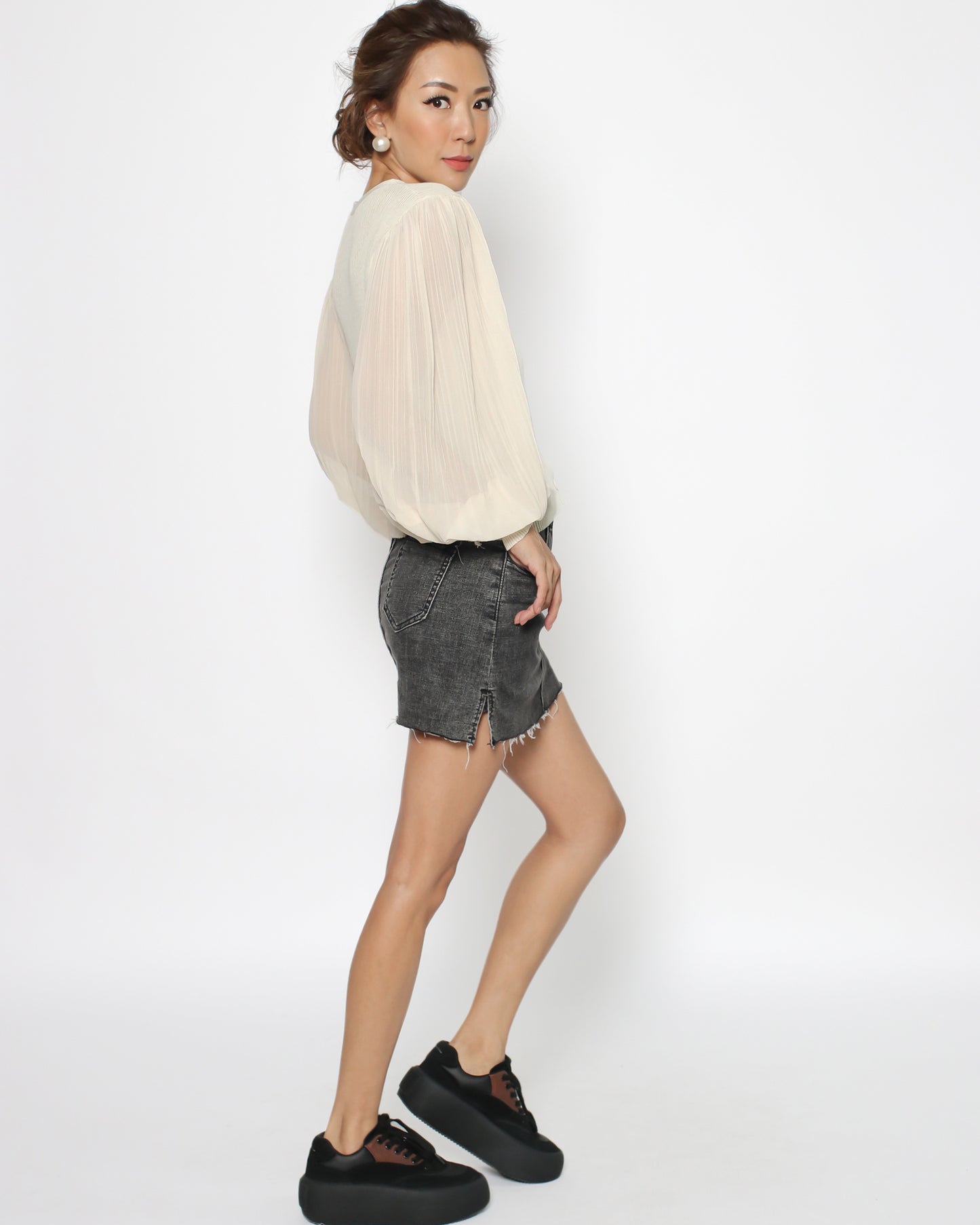 beige & mesh pleats sleeves knitted top *pre-order*