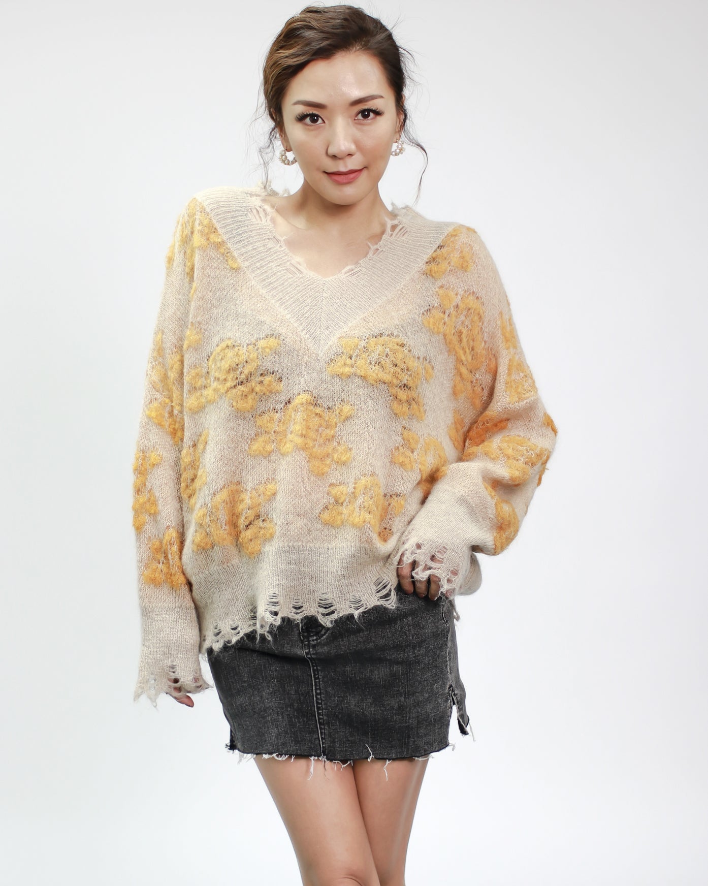 beige with yellow patterned knitted top *pre-order*