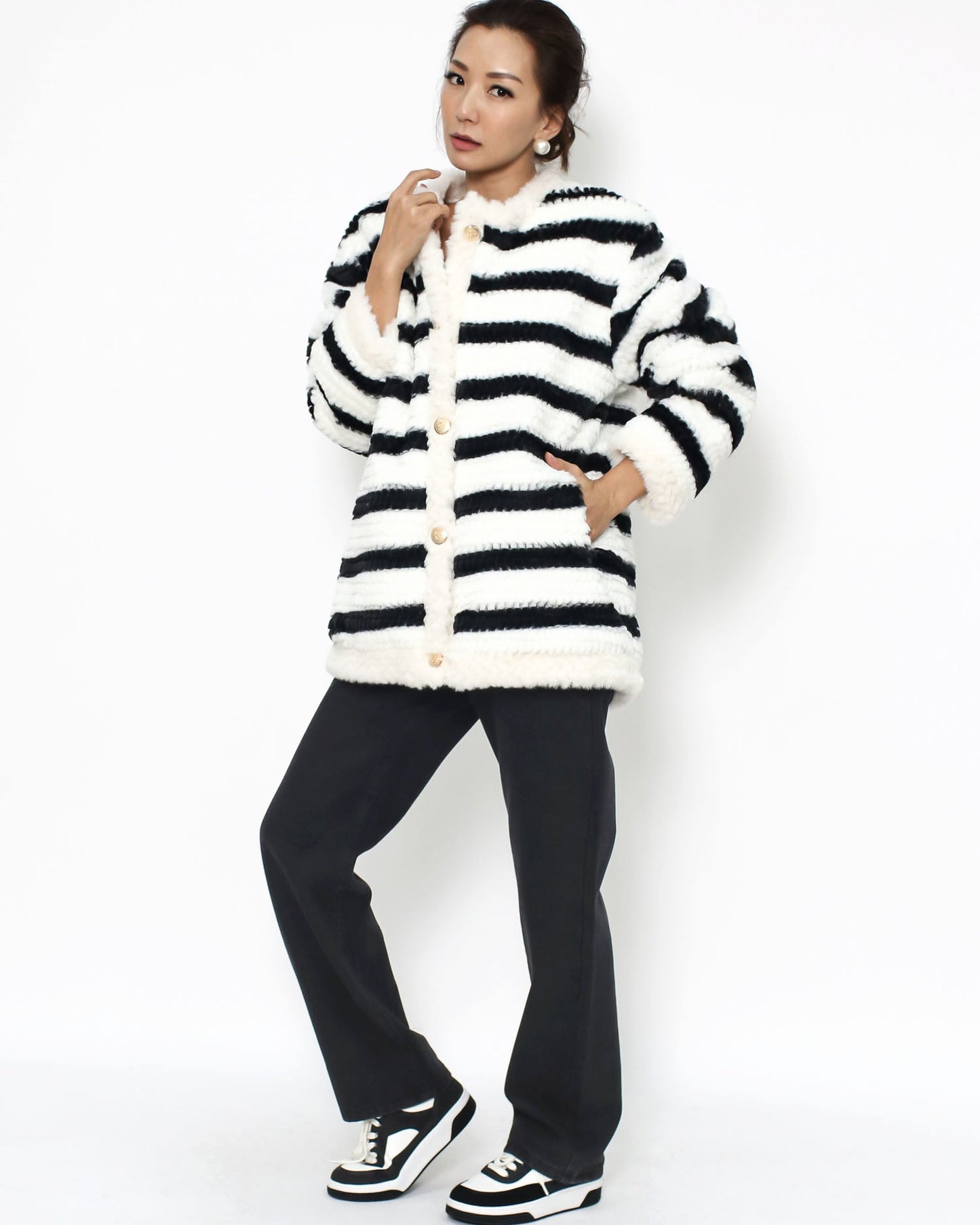 black & ivory stripes furry bomber jacket *pre-order*