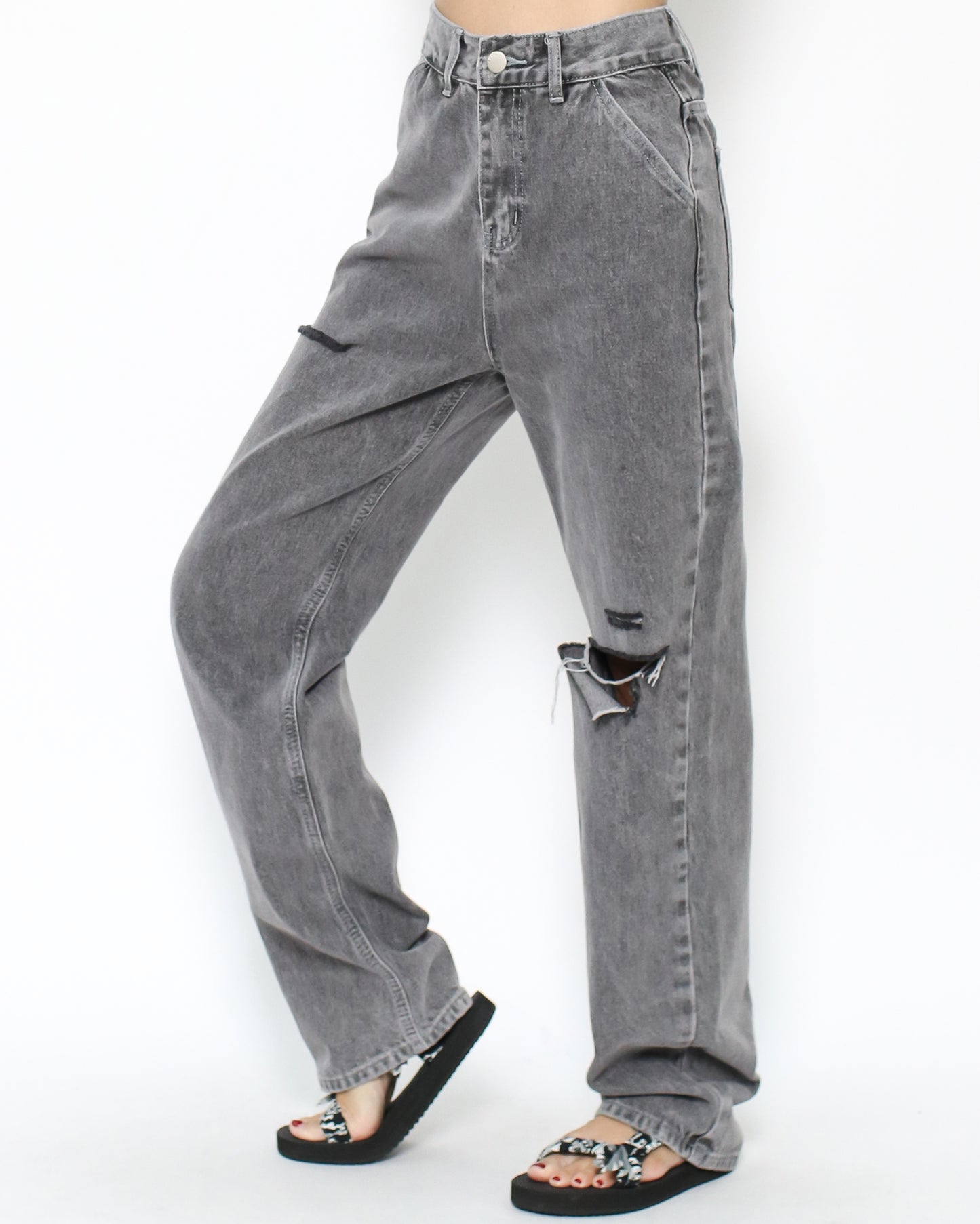 grey ripped straight legs jeans *pre-order*