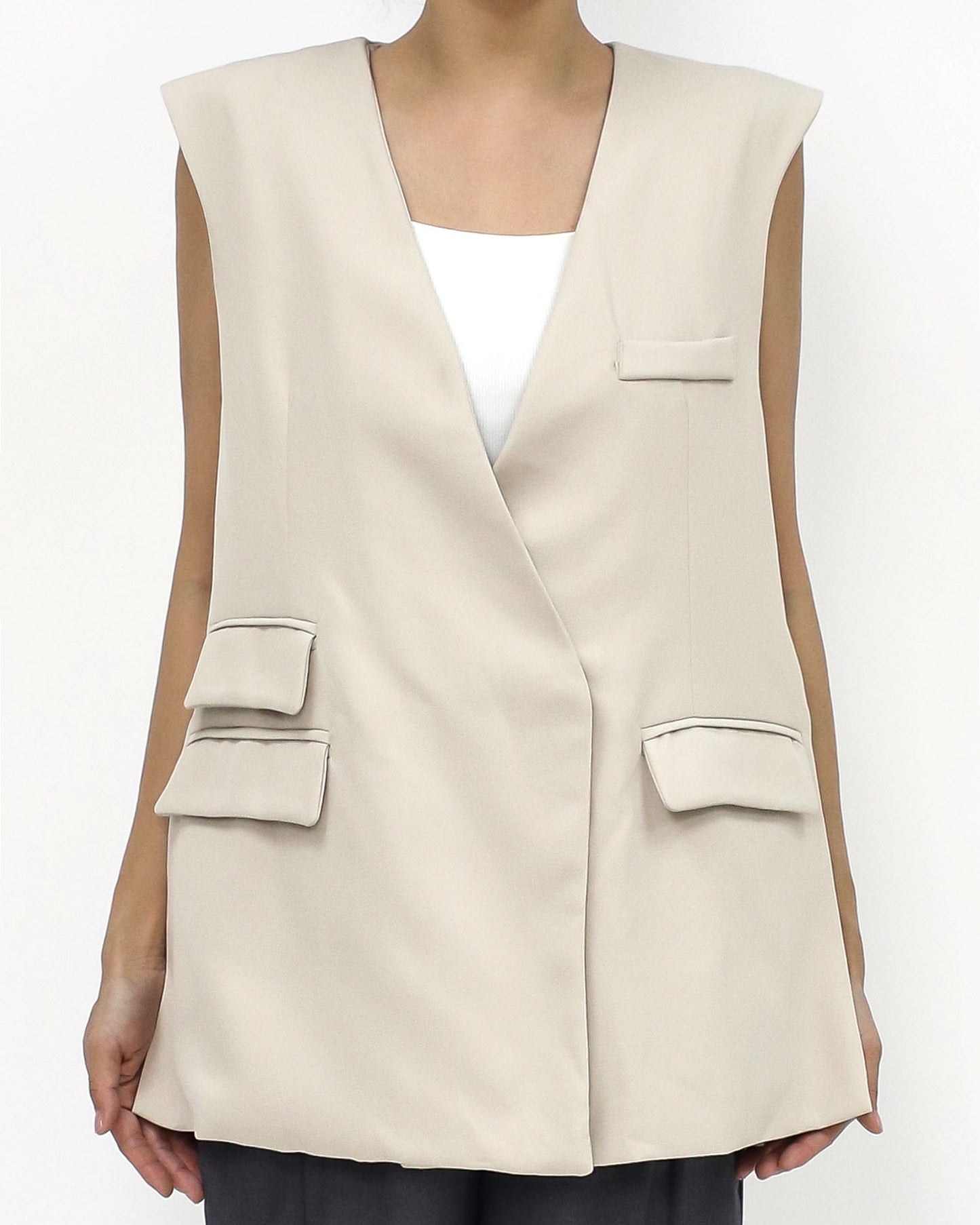 beige pockets vest blazer *pre-order*