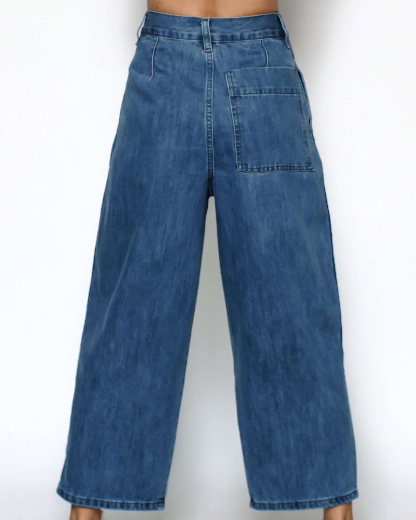 Denim baggy cropped jeans "pre-order*