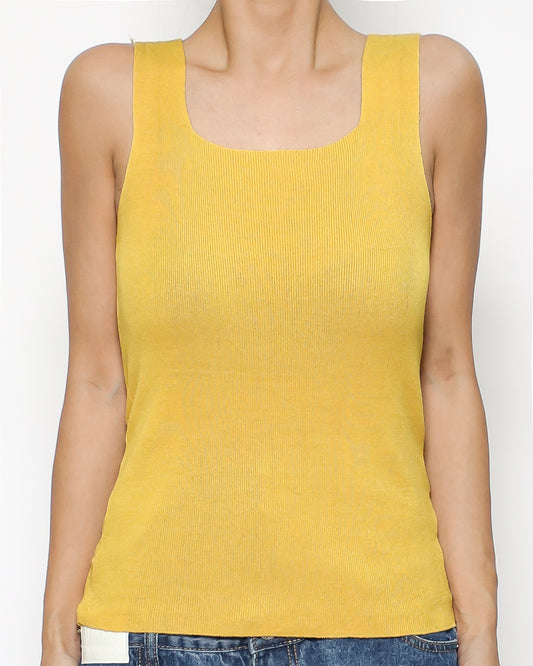 yellow basic fine knitted vest *pre-order*