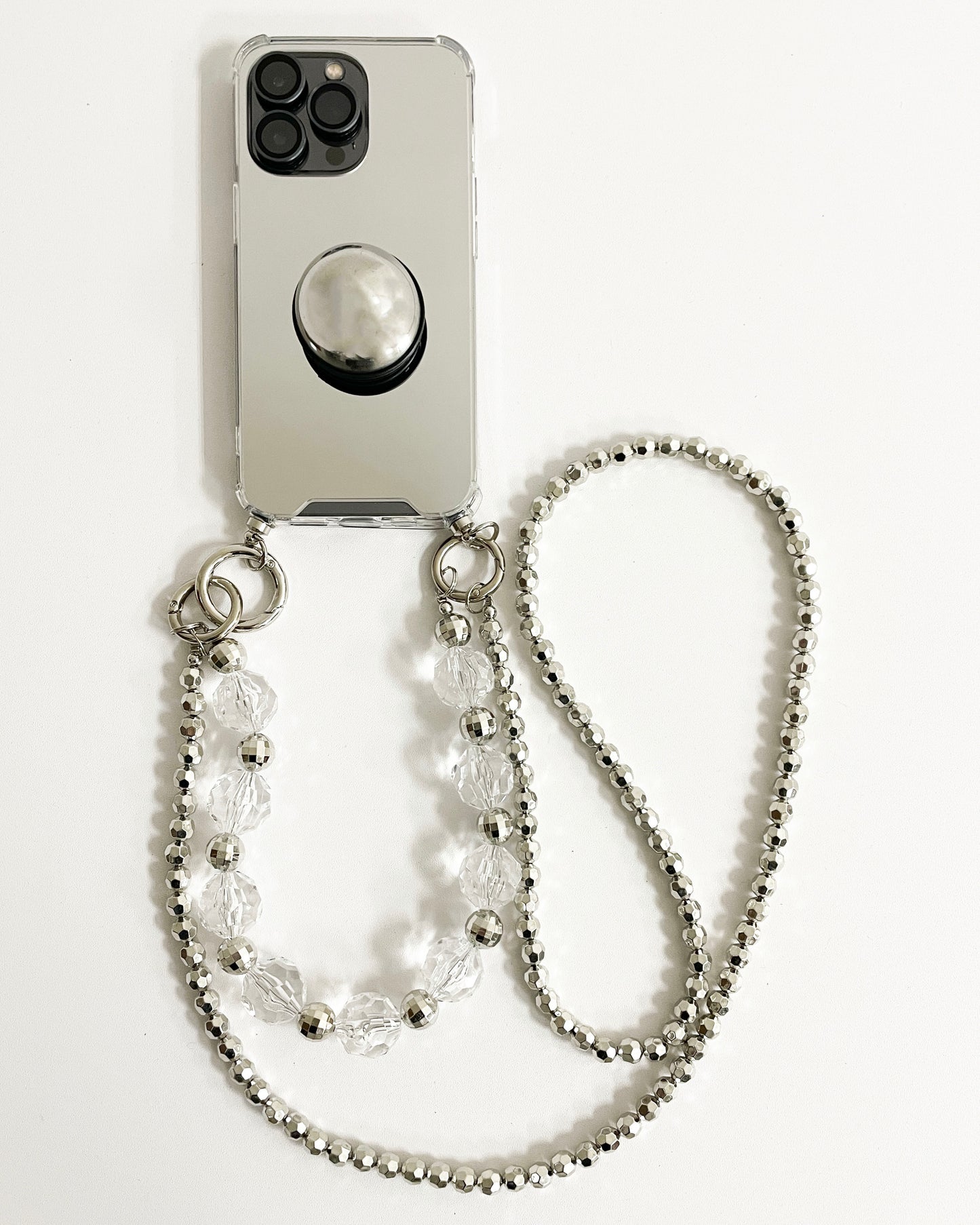 銀色鏡面鉚釘支架鍊和珠帶手機殼*預購*