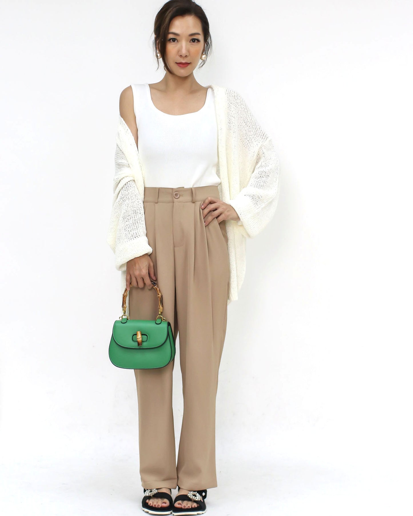 beige chiffon pleats pants *pre-order*