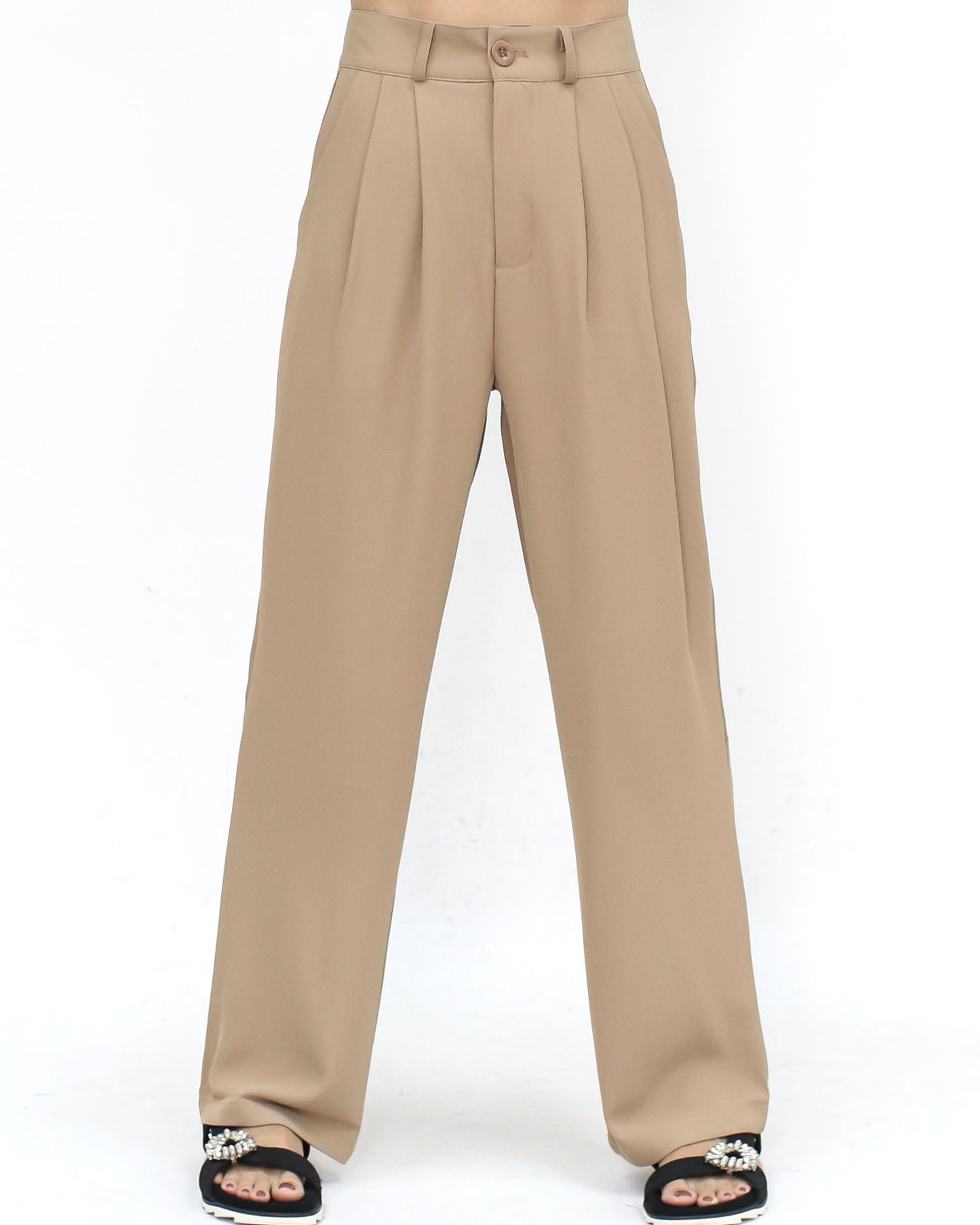 beige chiffon pleats pants *pre-order*