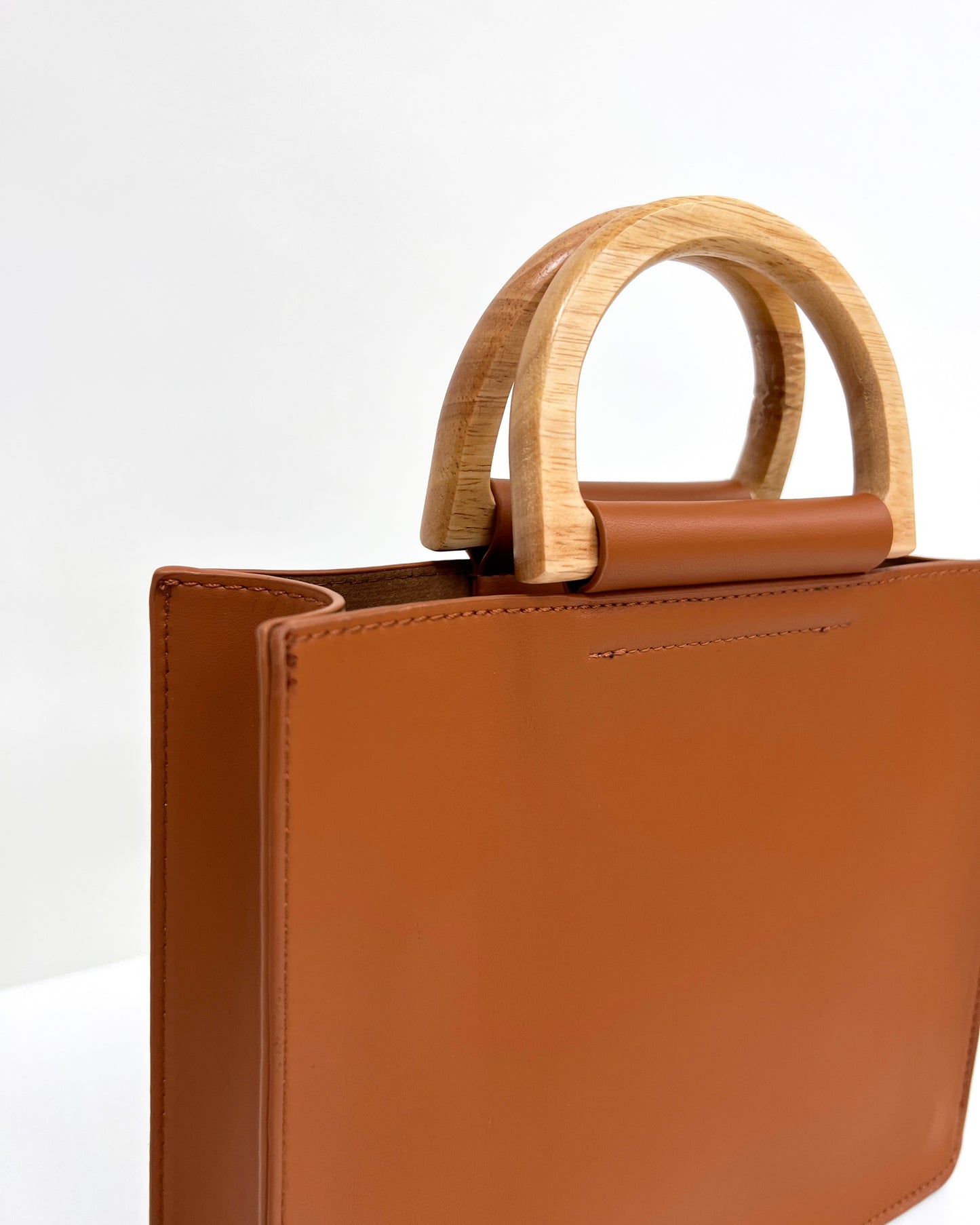 brown PU leather w/ wood handles tote bag *pre-order*