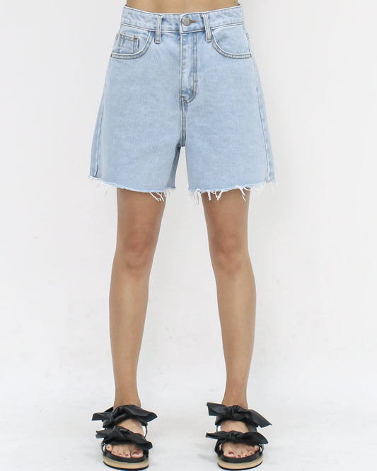 light blue washed denim casual shorts